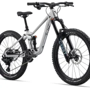 Giant Faith 24 MTB 2025